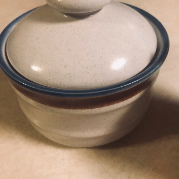 Craftstone creamer and sugar . Craftstone made in Japan - Picture 7 of 8